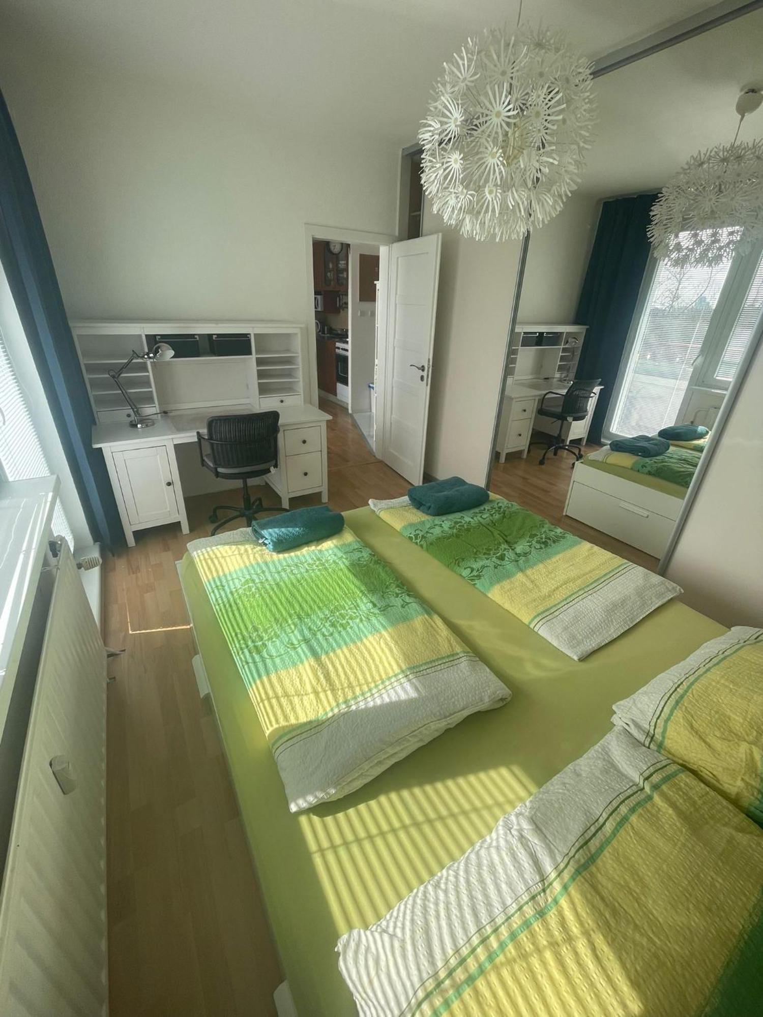 Park View City Center Location Apartment With Balcony Bratislava Eksteriør billede